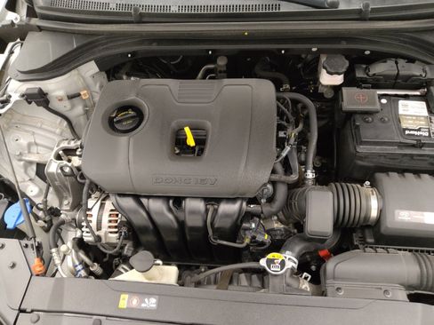 Used 2019 Hyundai Elantra SE FWD image 30