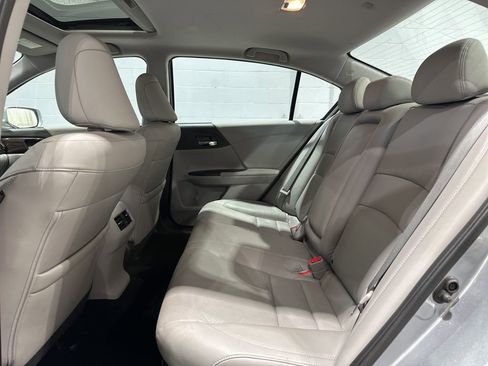 Used 2017 Honda Accord EX-L image 14