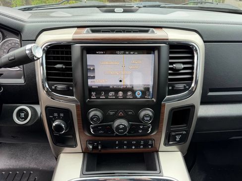 Used 2016 RAM 2500 Laramie w/ Convenience Group AWD/4WD image 21