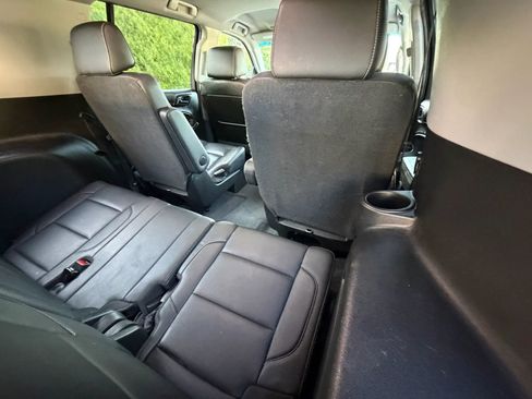 Used 2019 GMC Yukon XL SLT w/ HD Trailering Package image 20