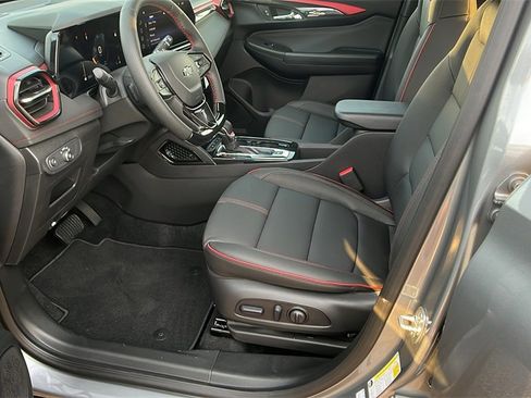 New 2026 Chevrolet TrailBlazer RS w/ Convenience Package image 13