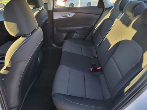 Used 2024 Kia Forte LXS w/ LXS Technology Package image 11