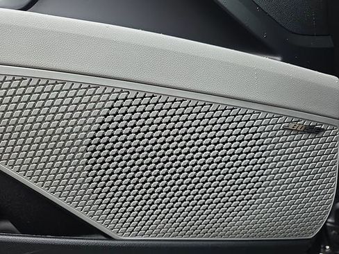 New 2026 Hyundai Elantra Limited image 39