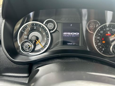 Used 2020 RAM 2500 Tradesman image 22