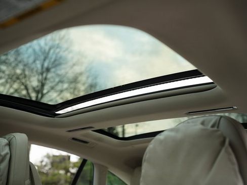 Used 2022 Mercedes-Benz EQS 580 580 image 33