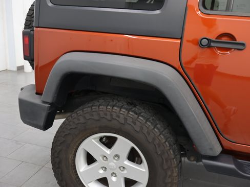 Used 2014 Jeep Wrangler Unlimited Sport w/ Quick Order Package 24S AWD/4WD image 23