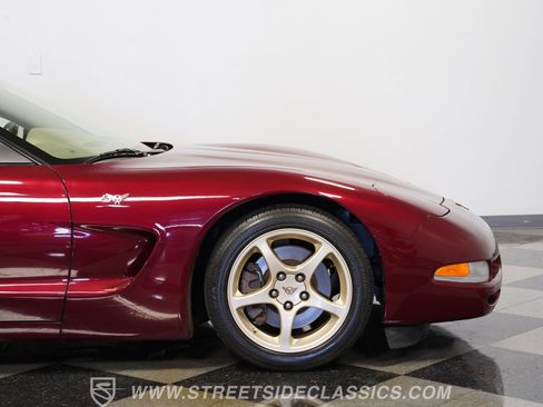 Used 2003 Chevrolet Corvette Convertible w/ Preferred Equipment Group1 RWD image 31