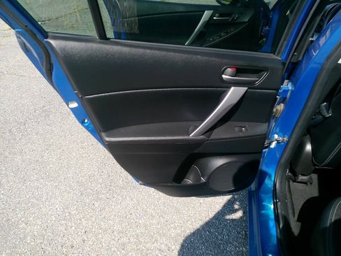 Used 2012 MAZDA MAZDA3 i Grand Touring FWD image 24