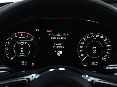 Certified 2025 Bentley Flying Spur Plug-In Hybrid image 39