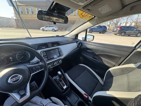 Used 2021 Nissan Versa SV image 33