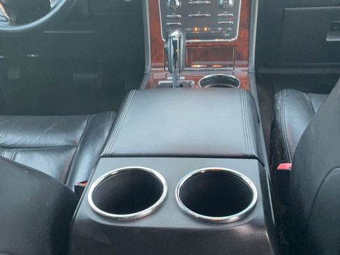 Used 2016 Lincoln Navigator L Select image 14
