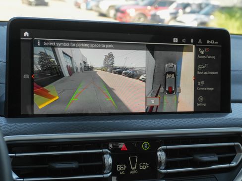 Certified 2025 BMW X4 M40i w/ Premium Package AWD/4WD image 26