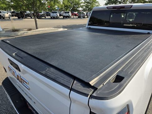 Used 2021 GMC Sierra 3500 Denali w/ Denali Ultimate Package AWD/4WD image 12