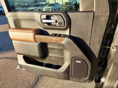 Used 2022 Chevrolet Silverado 2500 High Country w/ Safety Package II image 15