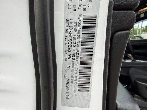 Used 2016 Jeep Grand Cherokee Laredo w/ Quick Order Package 23E AWD/4WD image 33
