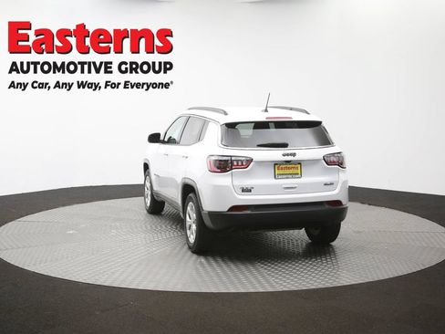 Used 2024 Jeep Compass Latitude AWD/4WD image 64