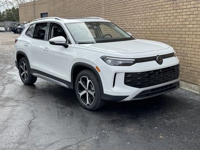 New 2026 Volkswagen Tiguan SE