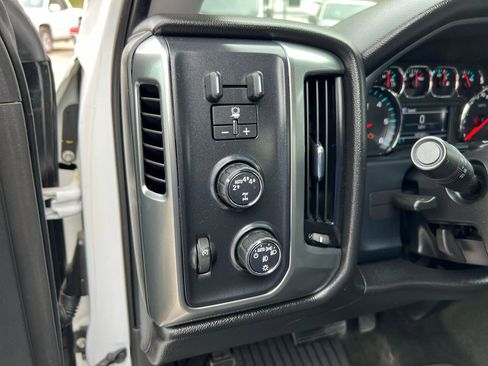 Used 2017 Chevrolet Silverado 1500 LT w/ All Star Edition AWD/4WD image 17