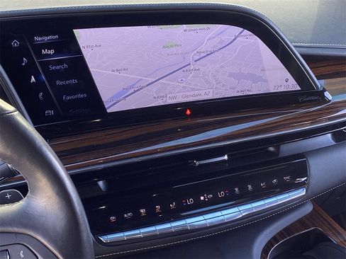 Certified 2021 Cadillac Escalade Premium Luxury w/ Driver Assist Tech Package image 28