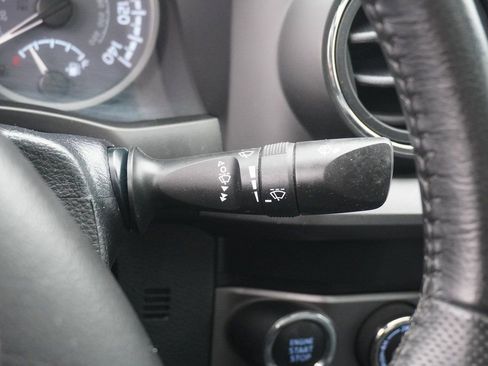 Used 2021 Toyota Tacoma TRD Sport image 19