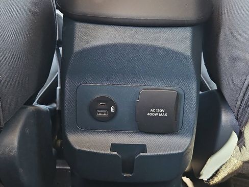 Used 2023 Ford Maverick XLT w/ Equipment Group 300A Standard AWD/4WD image 18