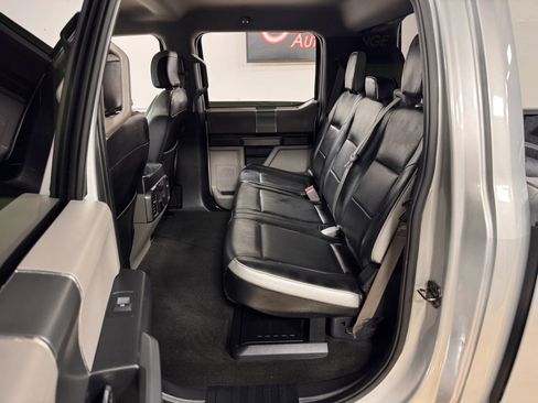 Used 2017 Ford F250 XLT w/ XLT Premium Package image 15