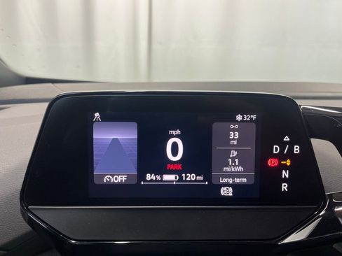 Certified 2022 Volkswagen ID.4 Pro S image 18