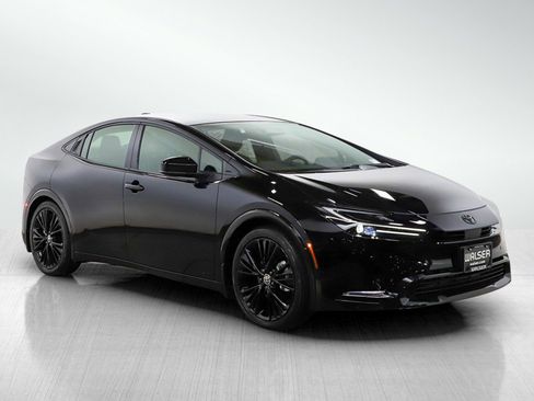 Used 2025 Toyota Prius Limited image 7