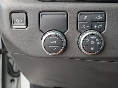 Used 2023 GMC Sierra 1500 SLT w/ SLT Premium Plus Package image 30