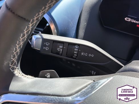Used 2025 Chevrolet Equinox EV LT w/ LPO, Blackout Package AWD/4WD image 18
