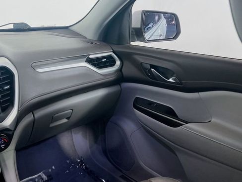 Used 2020 GMC Acadia SLT FWD image 21