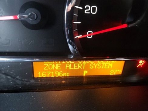 Used 2008 Cadillac STS V8 AWD w/ Preferred Equipment Group image 11