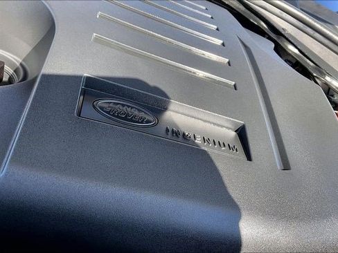 Used 2025 Land Rover Range Rover Long Wheelbase SE image 40