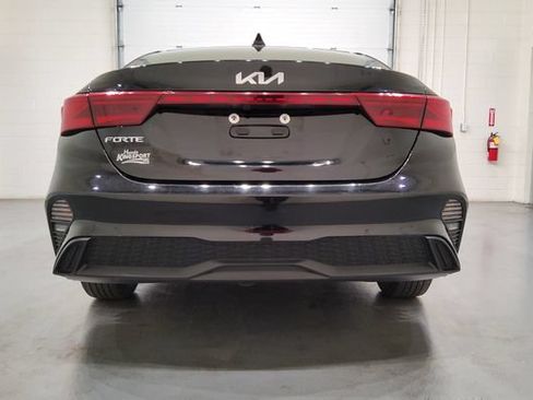 Used 2023 Kia Forte LXS FWD image 6