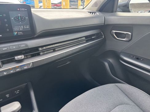 Used 2025 Kia K4 LXS image 34