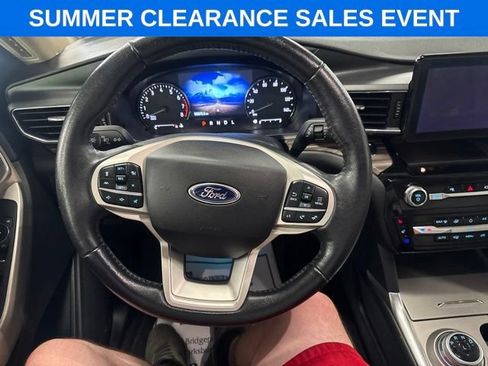Used 2021 Ford Explorer Limited AWD/4WD image 9