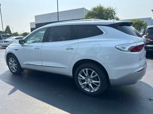 Used 2022 Buick Enclave Premium w/ Experience Buick Package AWD/4WD image 2
