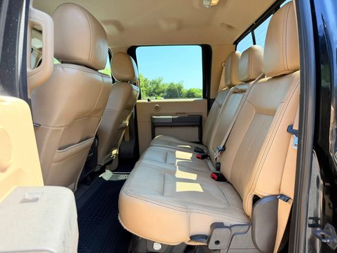 Used 2012 Ford F250 Lariat w/ Chrome Pkg AWD/4WD image 24