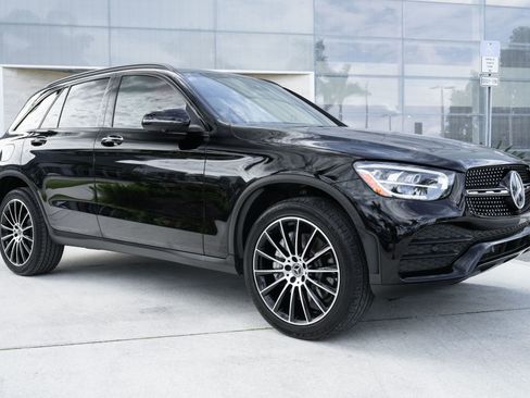Used 2022 Mercedes-Benz GLC 300 image 4