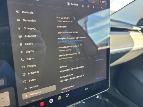 Used 2018 Tesla Model 3 Long Range image 5