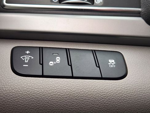 Used 2018 Hyundai Elantra Value Edition image 27