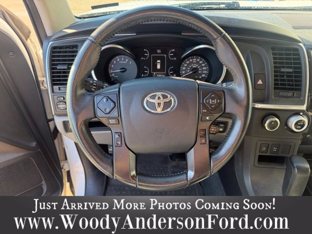 Used 2018 Toyota Sequoia SR5 w/ Carpet Cargo Mat Package AWD/4WD image 14