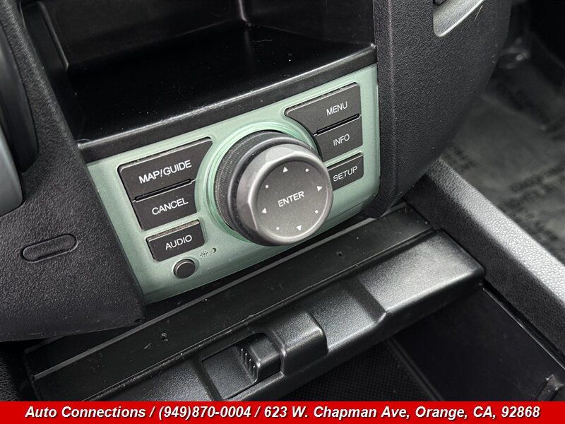 Used 2010 Honda Pilot Touring image 16