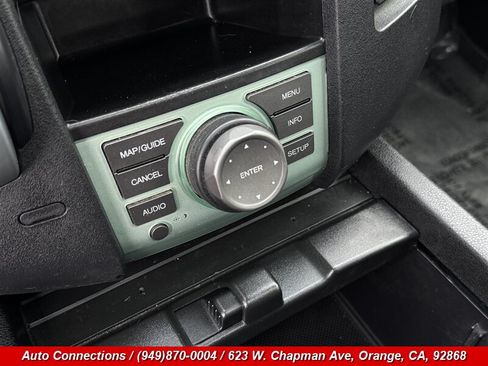 Used 2010 Honda Pilot Touring image 16