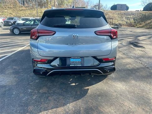 Used 2024 Buick Encore GX Sport Touring image 15