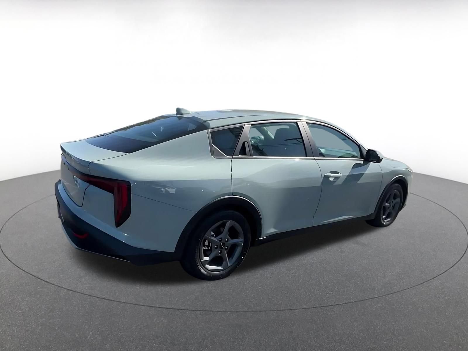 Used 2025 Kia K4 FWD image 14