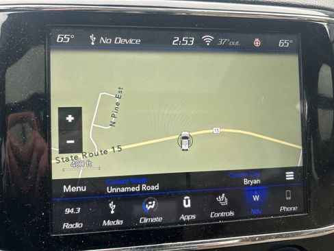 Used 2019 Jeep Grand Cherokee Overland AWD/4WD image 2