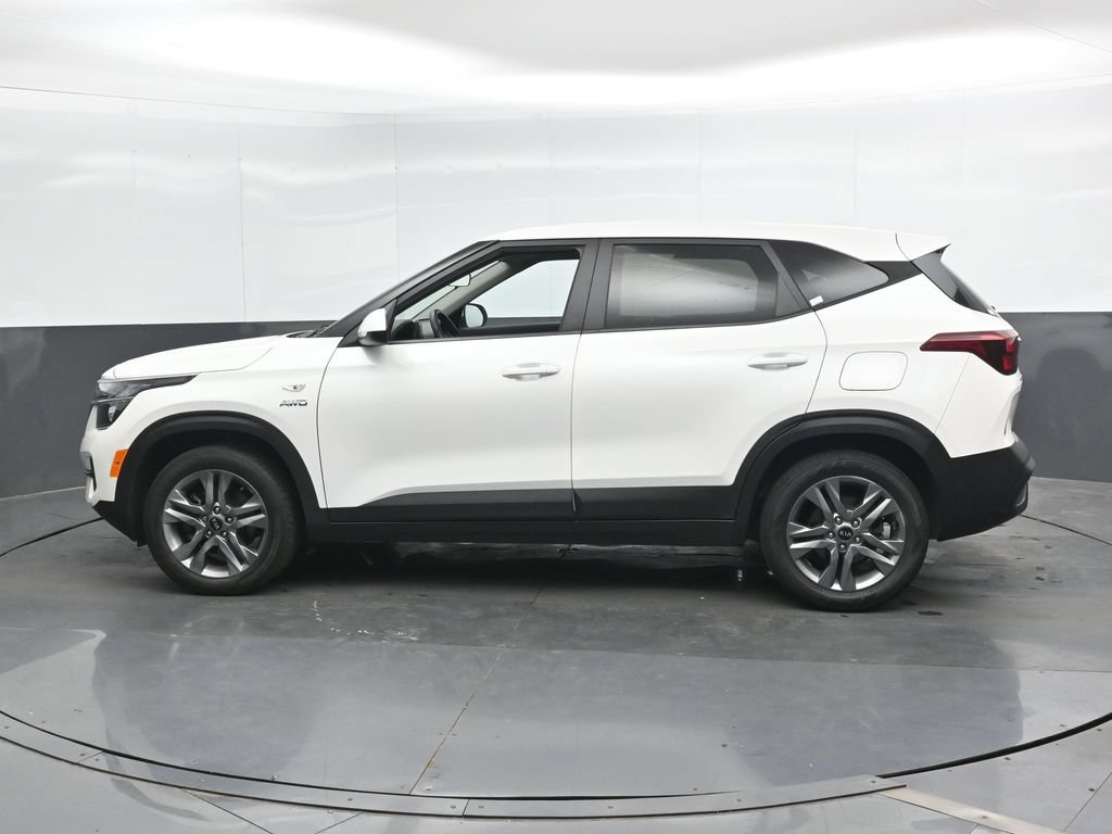 Used 2021 Kia Seltos LX AWD/4WD image 9