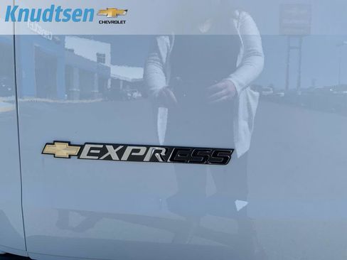 New 2026 Chevrolet Express 2500 w/ Driver Convenience Package RWD image 16