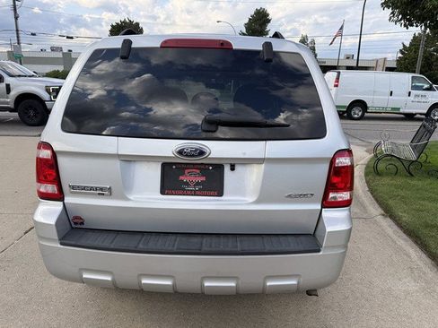 Used 2009 Ford Escape XLT AWD/4WD image 6